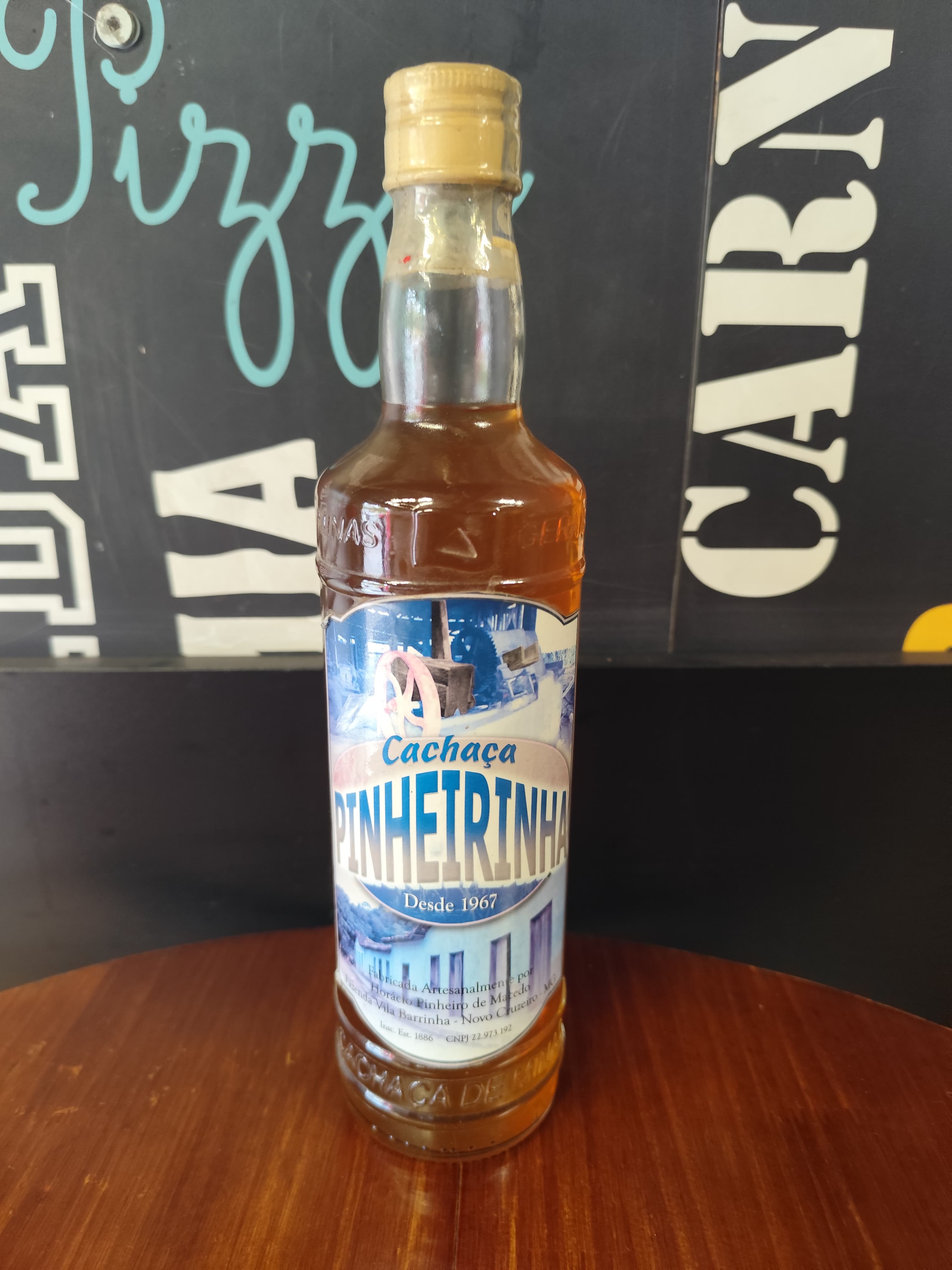 Rótulo da Cachaça Pinheirinha